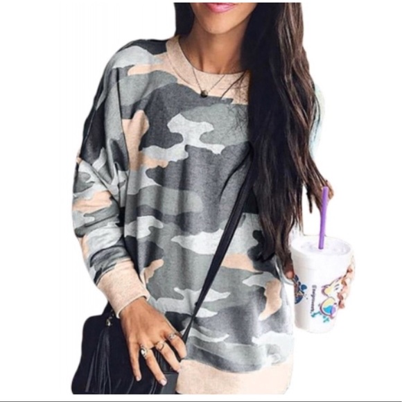 🎉HP🎉⚠️ 1 Left: XL • Khaki+Green Camo Sweatshirt - Picture 2 of 6